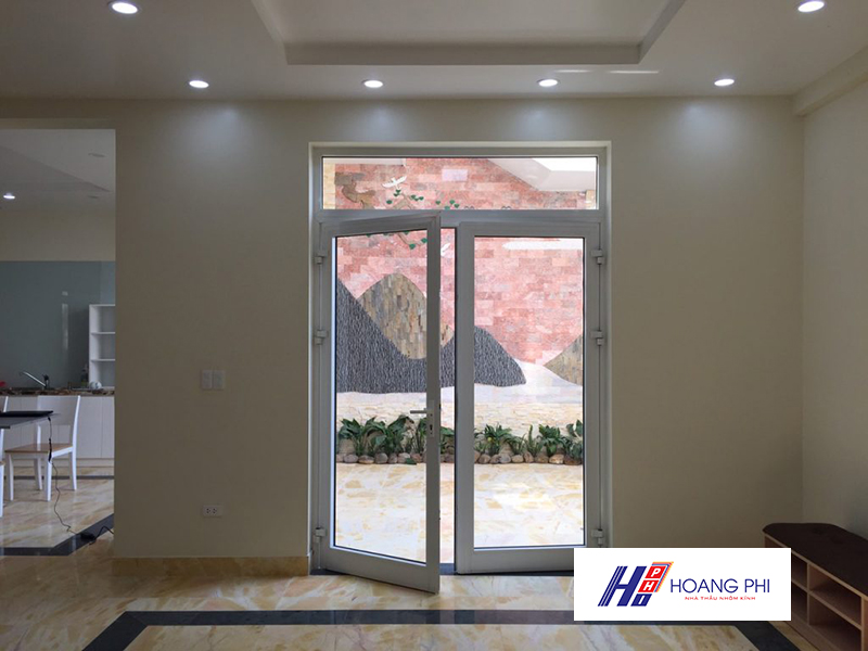 50+ mẫu cửa nhôm Xingfa (mở quay, xếp trượt, lùa) cua di xingfa mo quay 2 canh 4 - 50+ mẫu cửa nhôm Xingfa (mở quay, xếp trượt, lùa)