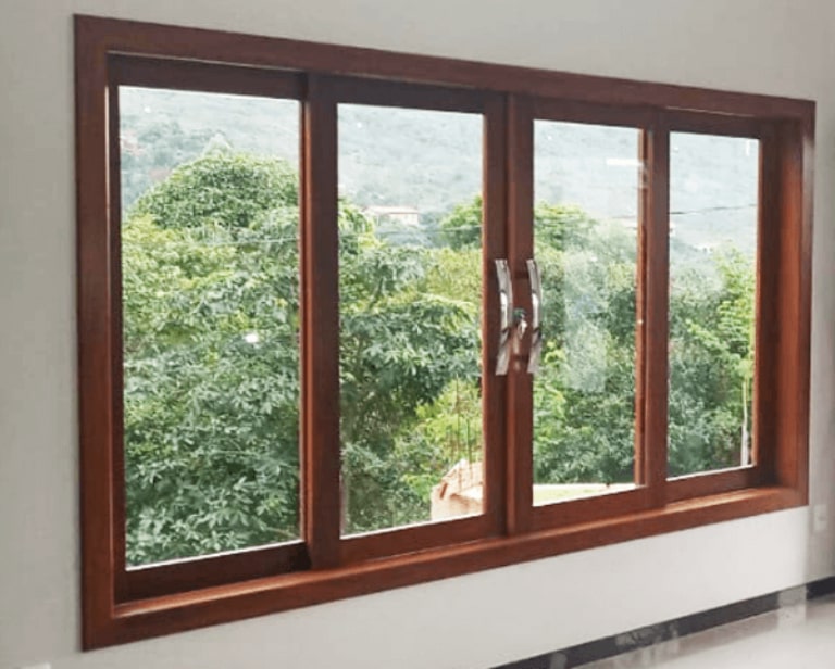 cửa sổ 4 cánh khung nhôm màu vân gỗ